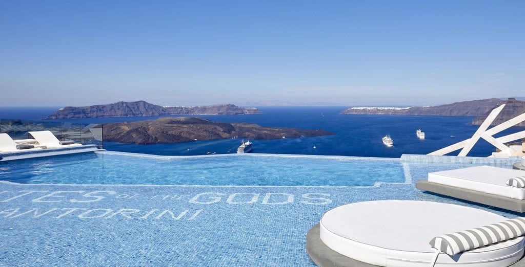 Suites of the Gods, Santorini, Greece